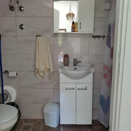 아파트 Seosko Domacinstvo Jevtic